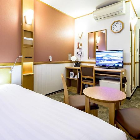Toyoko Inn Hiroshima-Eki Shinkansen-Guchi 1 Екстер'єр фото