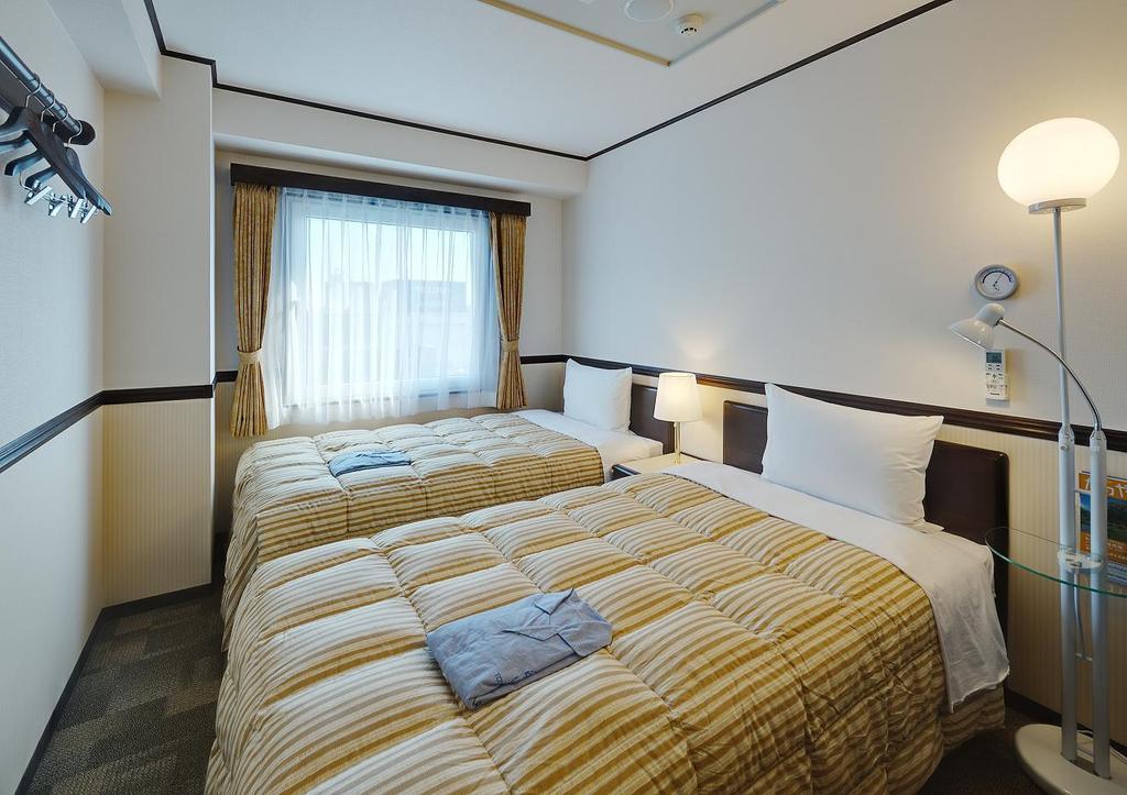 Toyoko Inn Hiroshima-Eki Shinkansen-Guchi 1 Екстер'єр фото